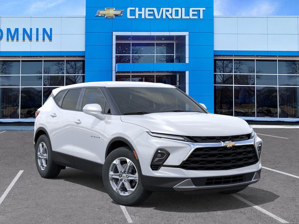 New 2025 Chevrolet Blazer LT image 8