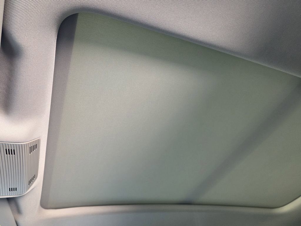 New 2026 Volkswagen Atlas SE image 16