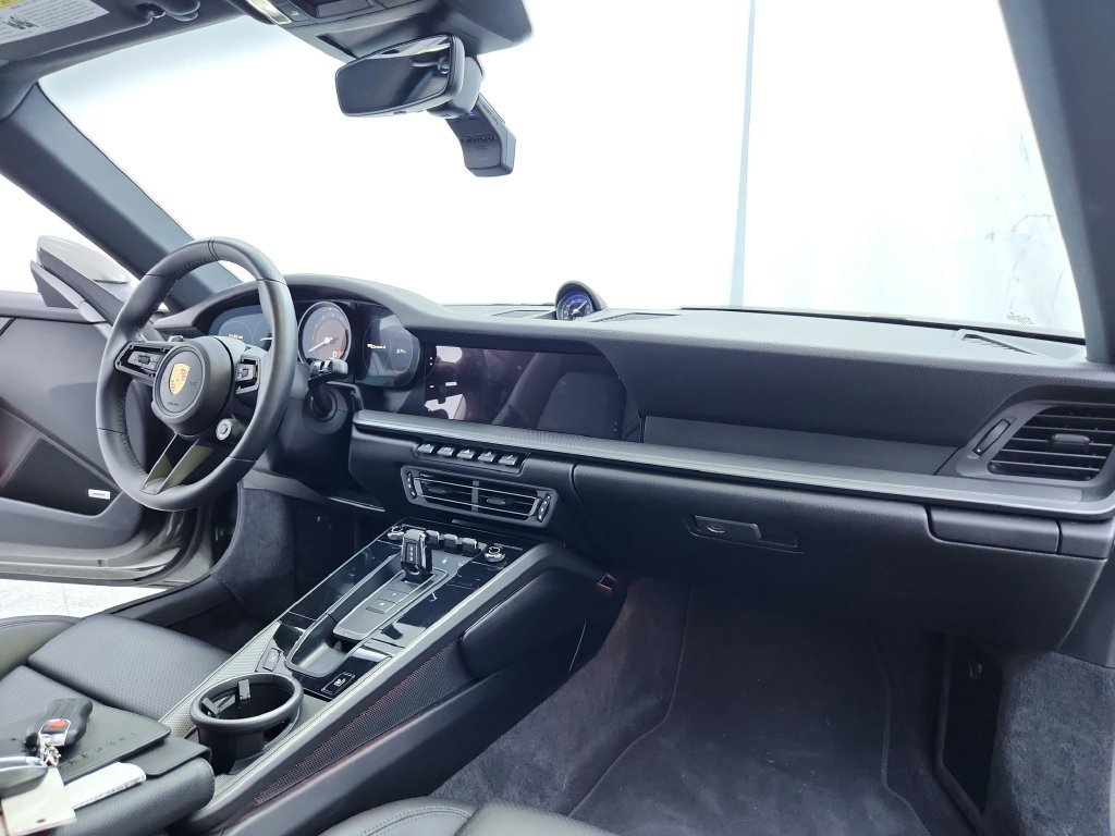 Used 2021 Porsche 911 Carrera S RWD image 29