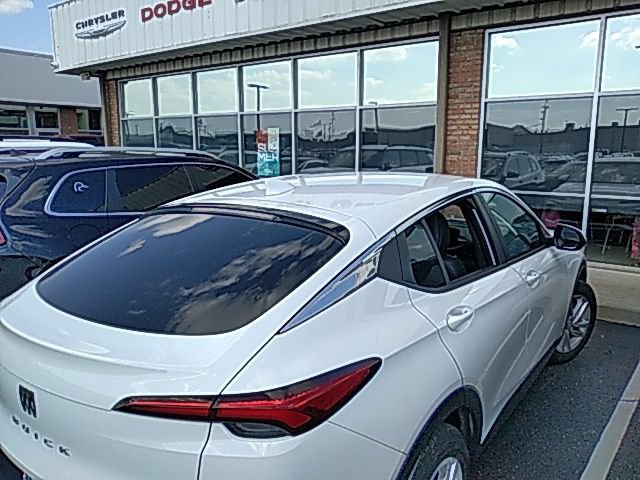 Used 2024 Buick Envista Preferred w/ Convenience I Package FWD image 11