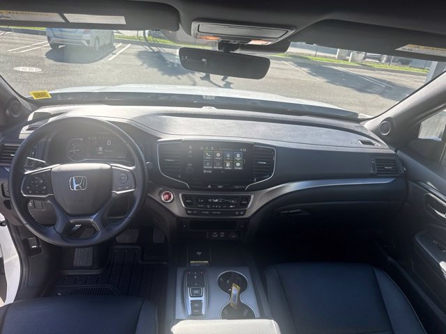 Used 2024 Honda Passport EX-L image 16