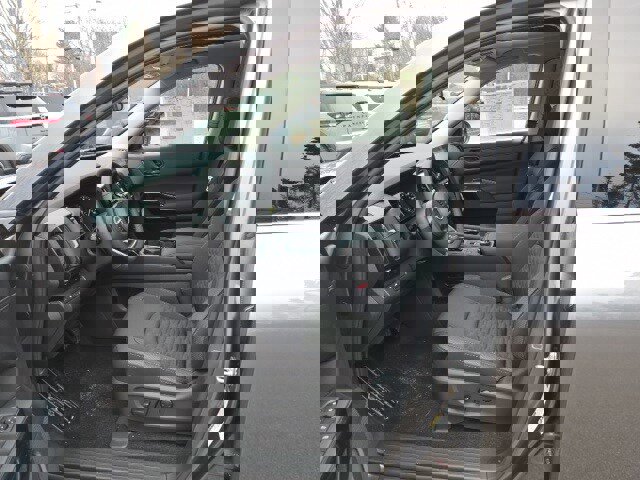 New 2025 Nissan Pathfinder SV w/ SV Premium Package image 25