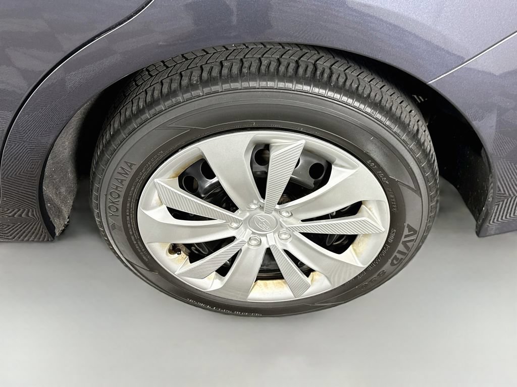 Used 2017 Subaru Impreza 2.0i AWD/4WD image 32