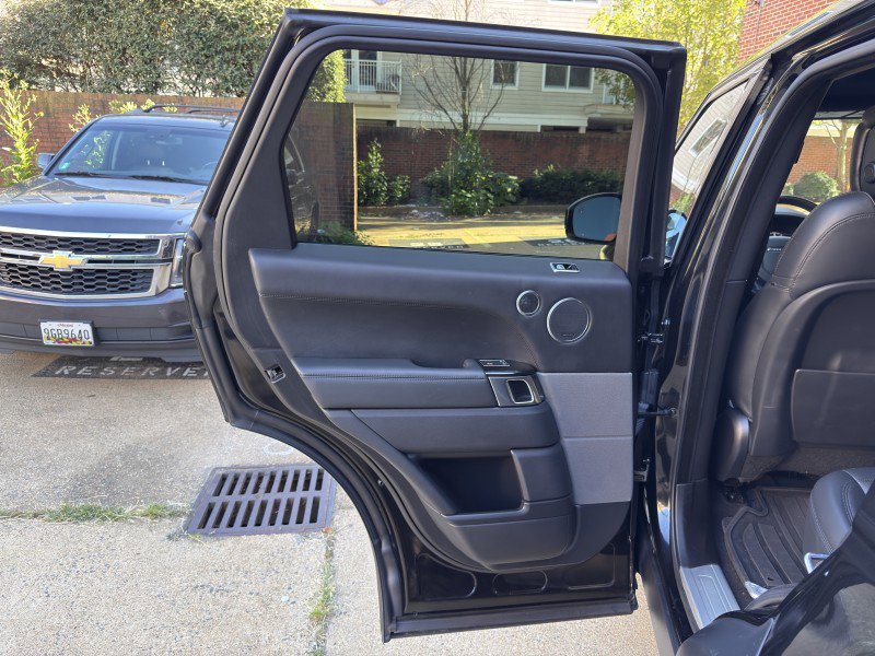 Used 2019 Land Rover Range Rover Sport Autobiography image 13