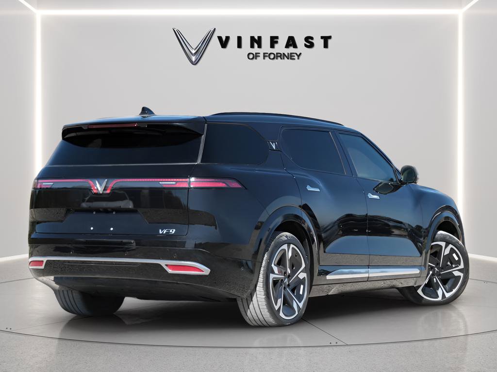 Used 2024 VinFast VF 9 Plus AWD/4WD image 3