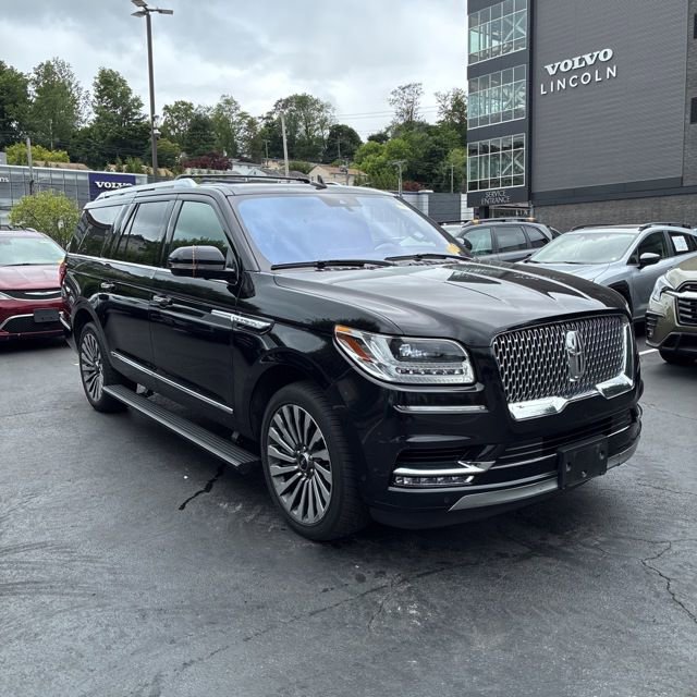 Used 2019 Lincoln Navigator L Reserve w/ Cargo Package AWD/4WD video 1
