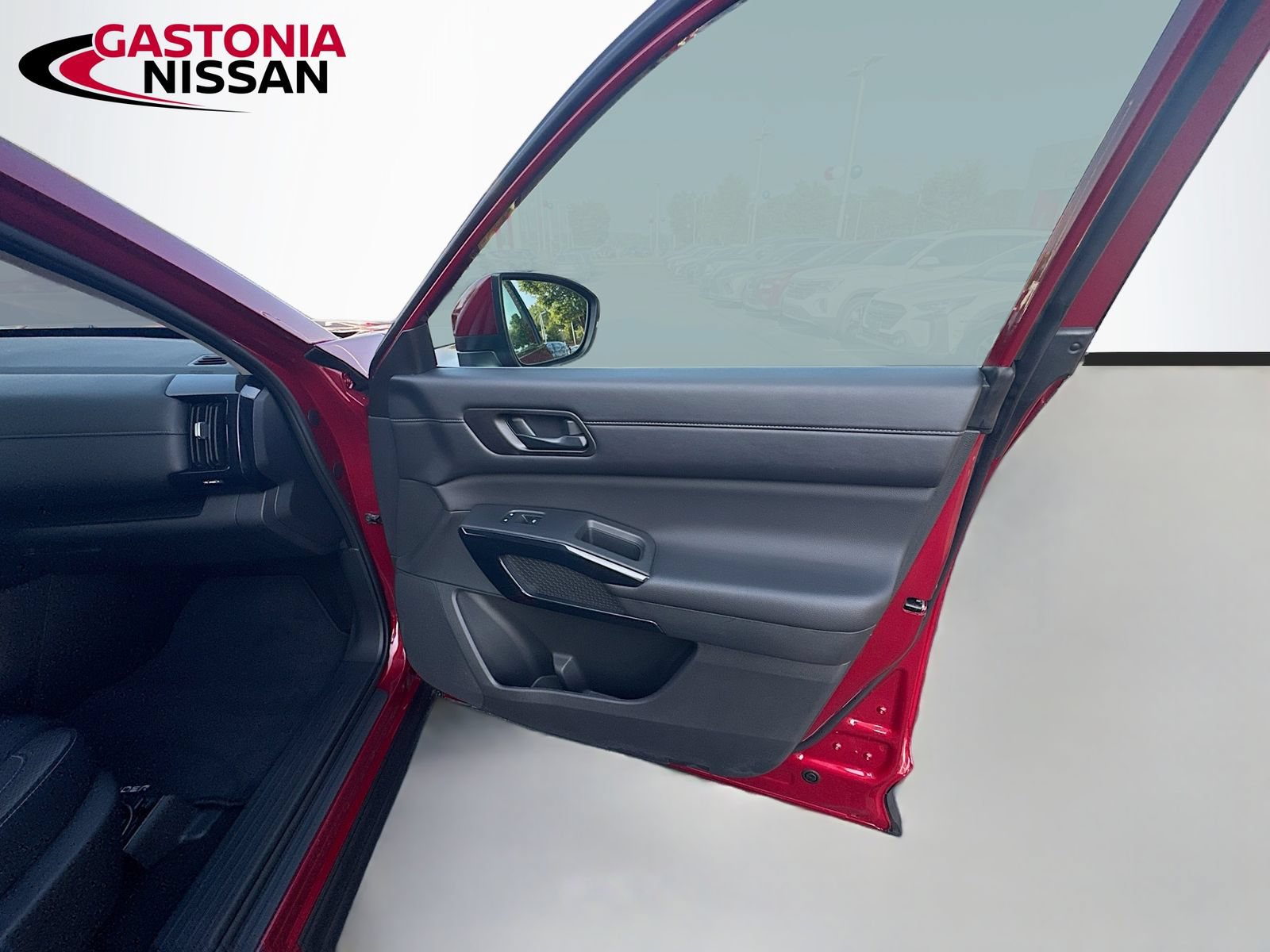 Used 2024 Nissan Pathfinder SV FWD image 42