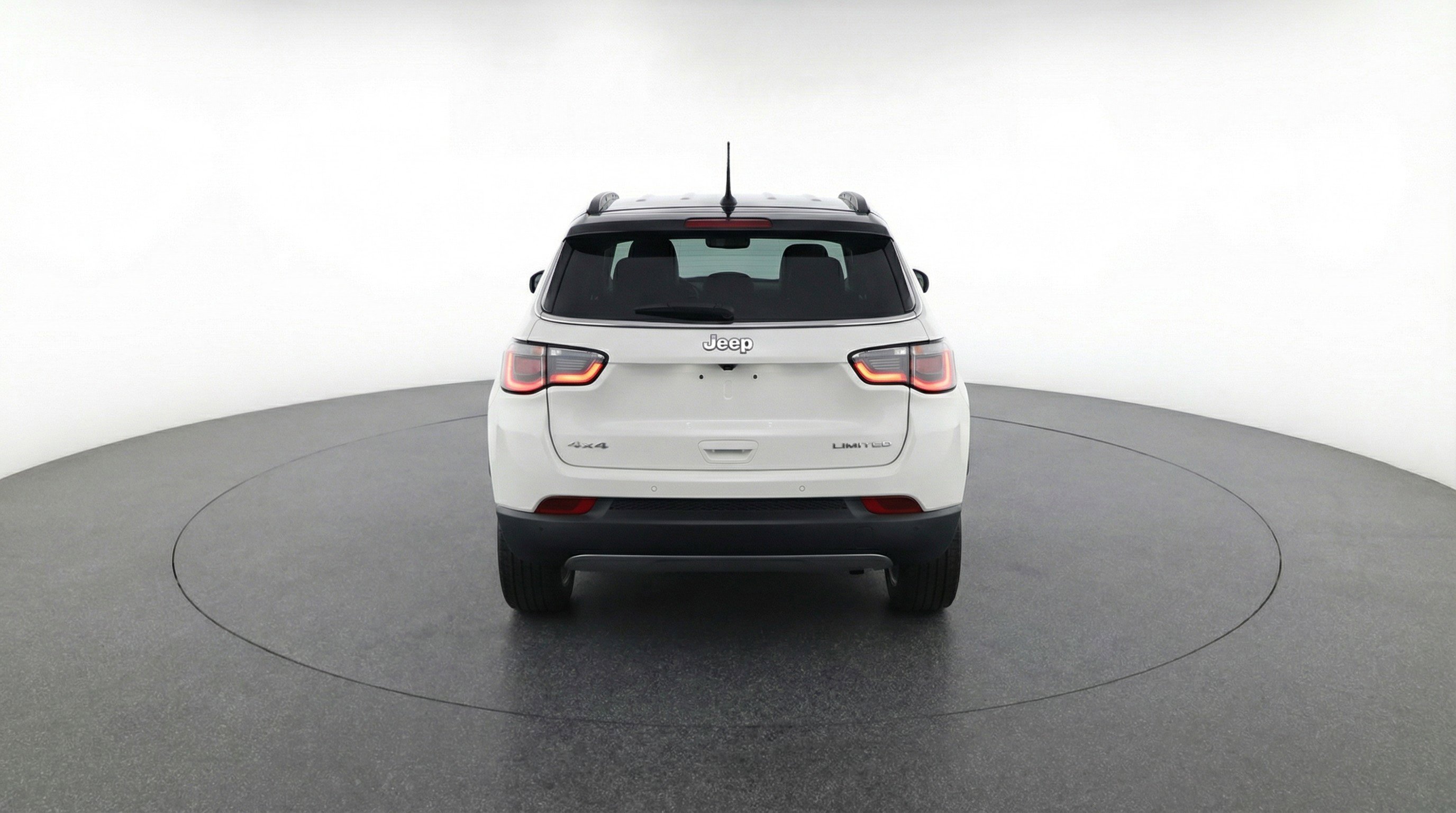 Used 2025 Jeep Compass Limited AWD/4WD image 7