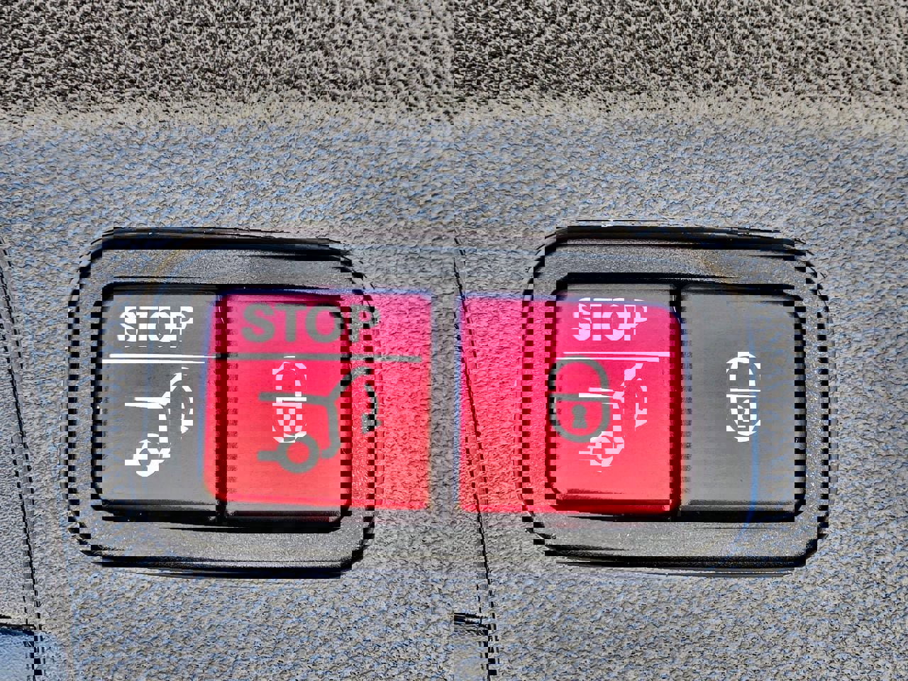 Used 2022 Mercedes-Benz GLE 53 AMG 4MATIC Coupe image 17