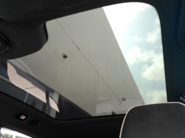 Used 2022 Volvo C40 P8 Recharge Ultimate AWD/4WD image 7