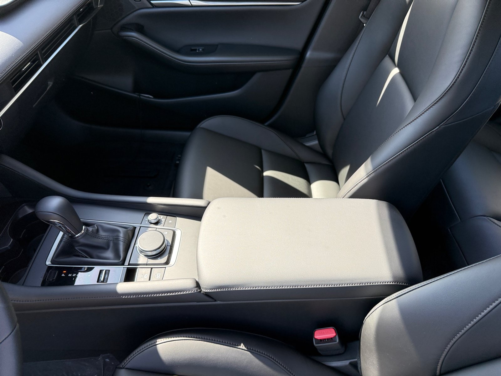 New 2026 MAZDA MAZDA3 s Sport FWD image 14