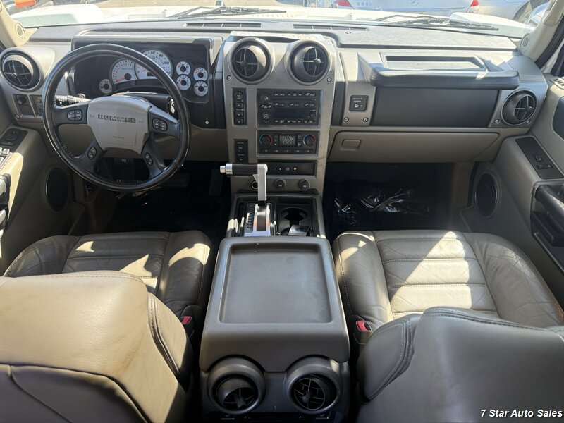 Used 2003 HUMMER H2 w/ Preferred Equipment Group AWD/4WD image 12