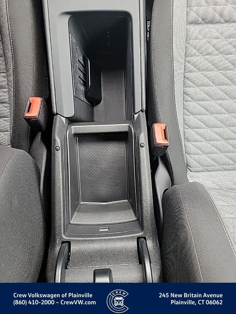 Certified 2025 Volkswagen Tiguan S image 9