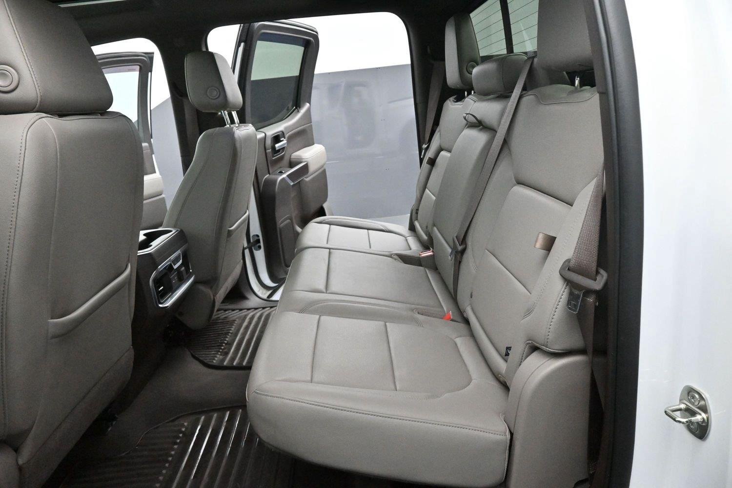 Used 2019 GMC Sierra 1500 SLT w/ SLT Premium Plus Package AWD/4WD image 30