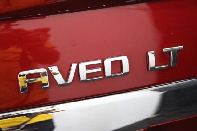 Used 2011 Chevrolet Aveo LT w/ Power and Convenience Package FWD image 7