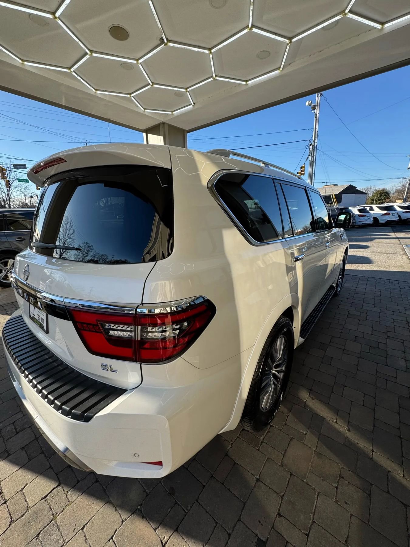 Used 2024 Nissan Armada SL w/ Captain's Chairs Package image 47