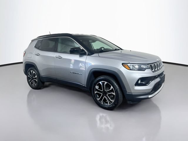 Used 2023 Jeep Compass Limited AWD/4WD image 29