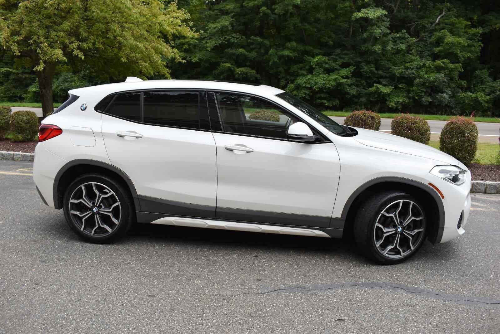 Used 2018 BMW X2 sDrive28i w/ M SportX Package FWD image 3