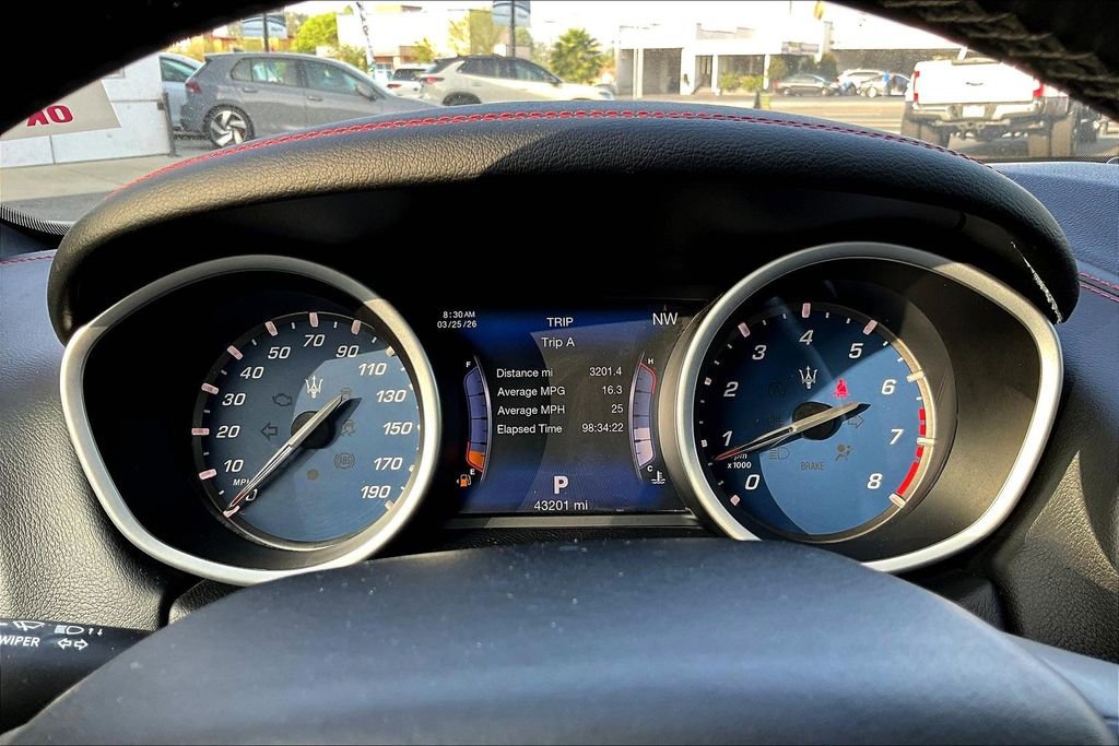 Used 2017 Maserati Ghibli image 11