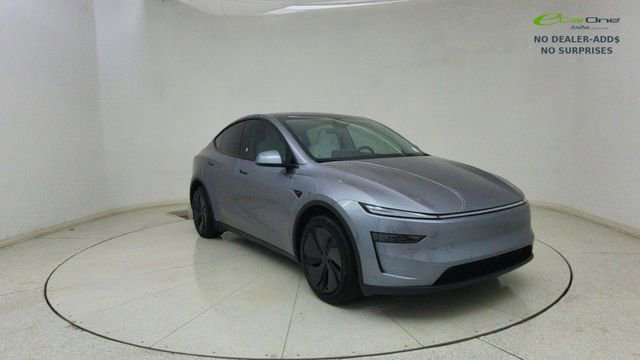 Used 2026 Tesla Model Y Long Range image 62
