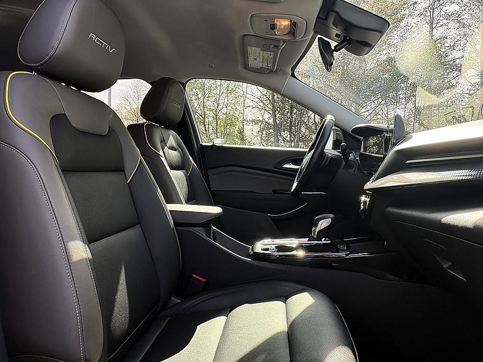 Used 2024 Chevrolet Trax ACTIV w/ Driver Confidence Package image 12