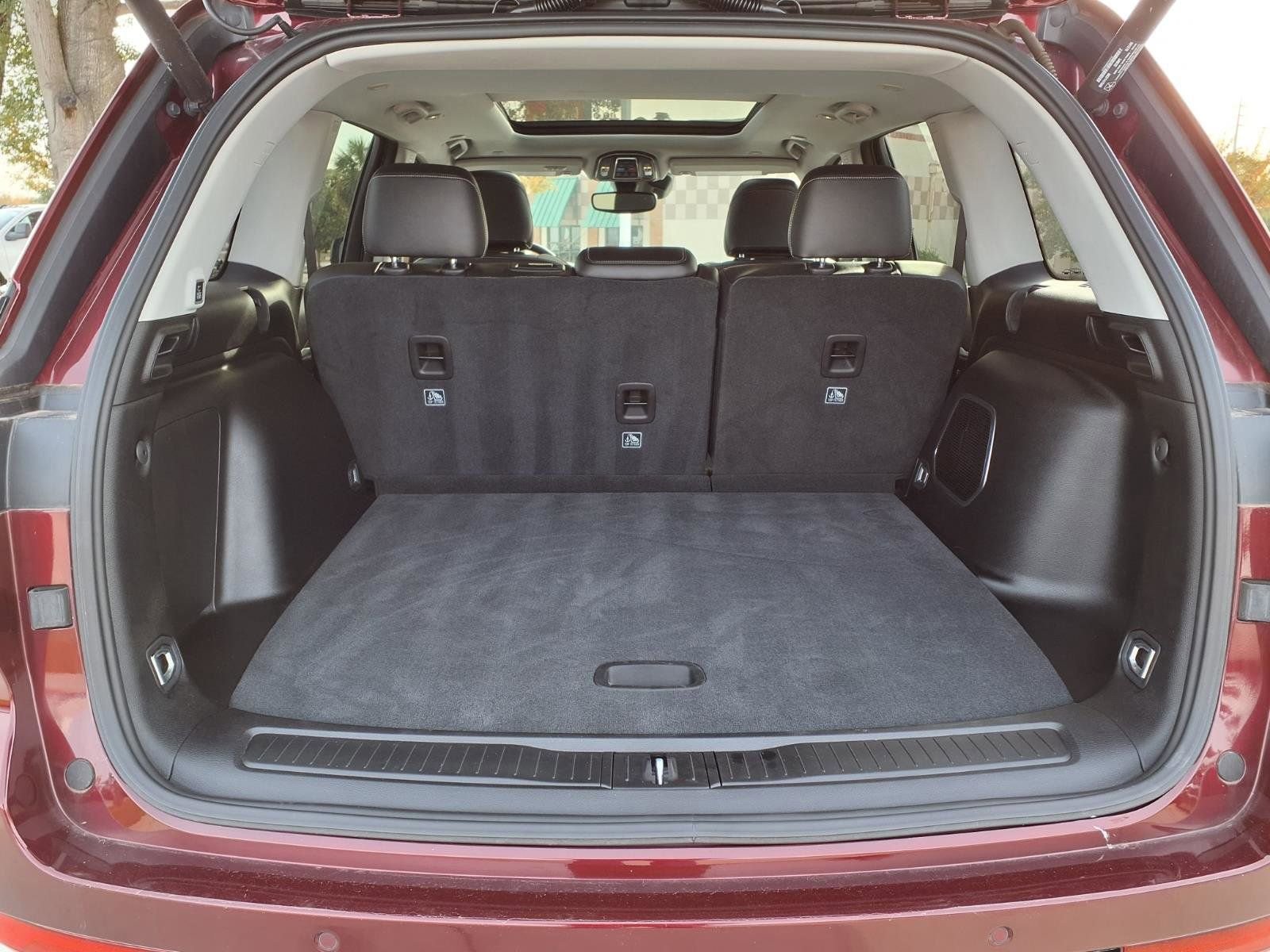 Used 2023 Jeep Grand Cherokee 4WD 4xe image 8