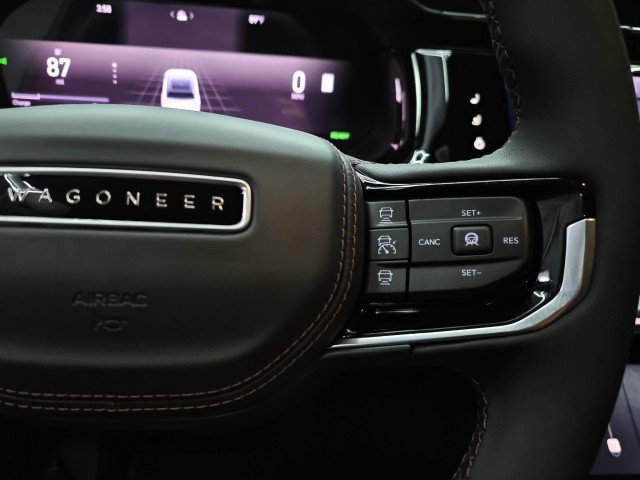 Used 2025 Jeep Wagoneer S Launch Edition AWD/4WD image 23