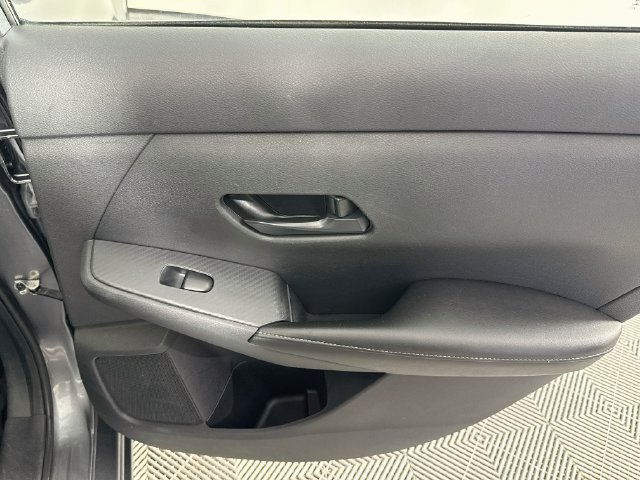 Used 2024 Nissan Sentra S FWD image 25