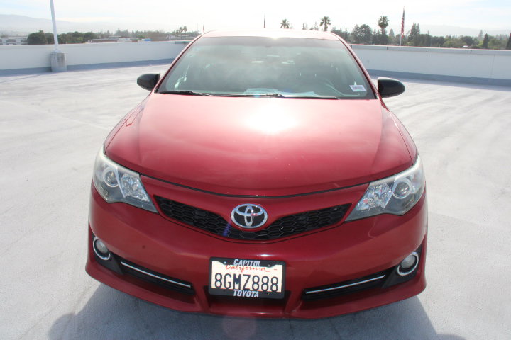 Used 2014 Toyota Camry SE image 7