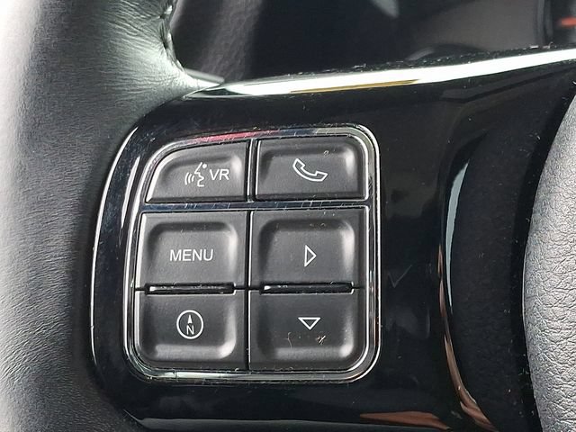 Used 2017 Jeep Wrangler Unlimited Sahara AWD/4WD image 19