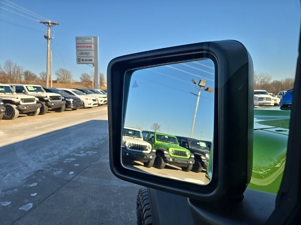 New 2026 Jeep Gladiator Mojave w/ Safety Group AWD/4WD image 36