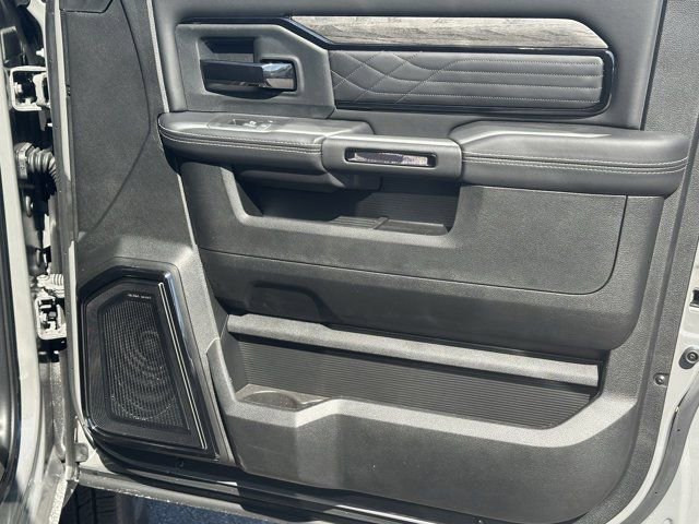 New 2026 RAM 3500 Limited image 15