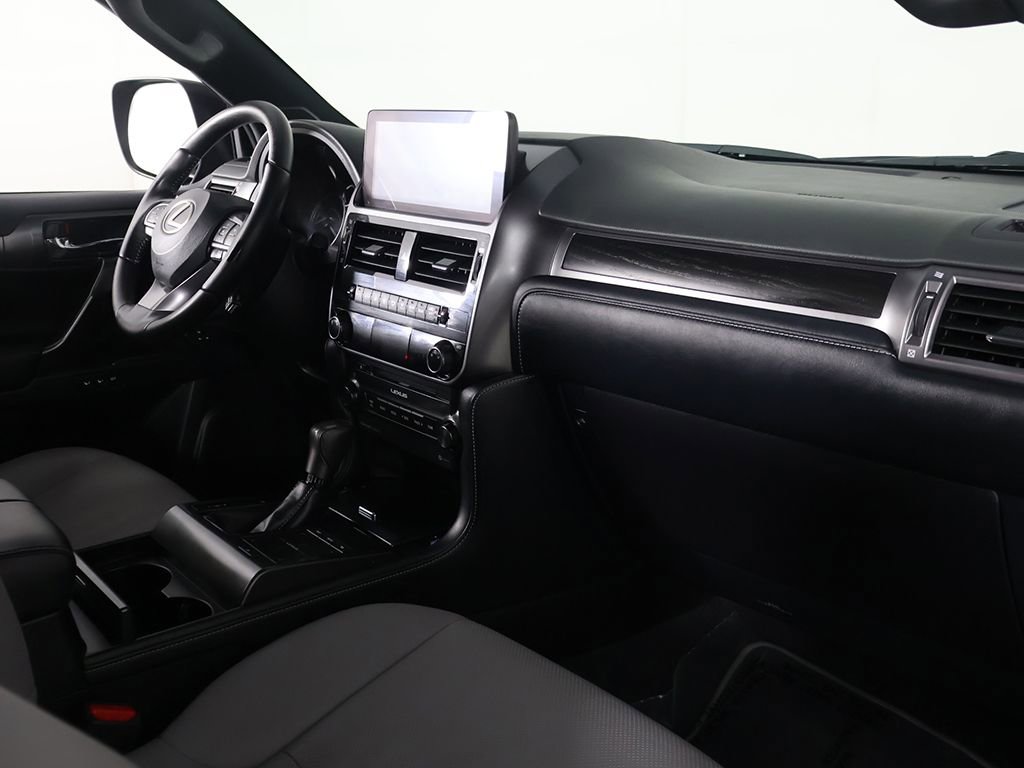 Used 2023 Lexus GX 460 w/ Black Line Special Edition AWD/4WD image 39