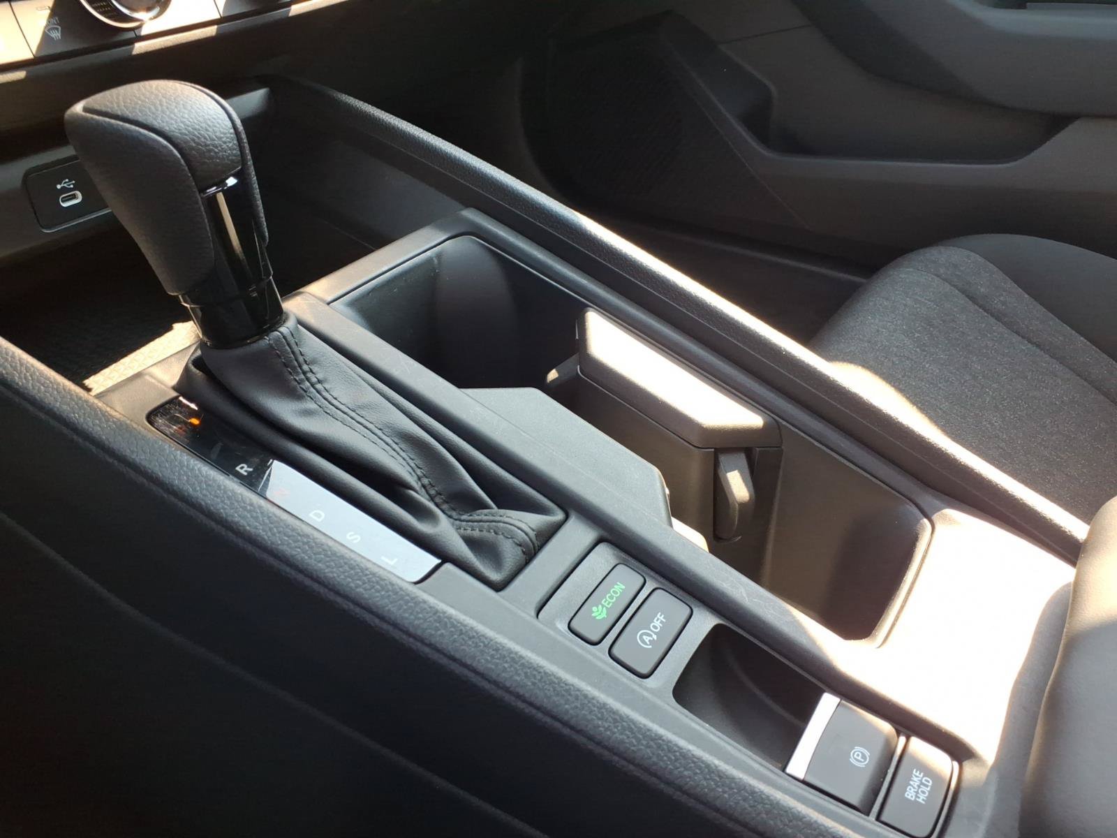 Certified 2025 Honda Accord SE image 21