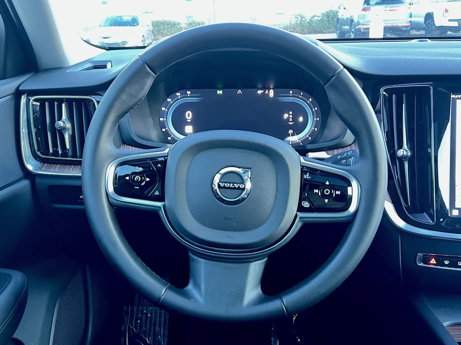 Certified 2024 Volvo V60 B5 Cross Country Plus image 16