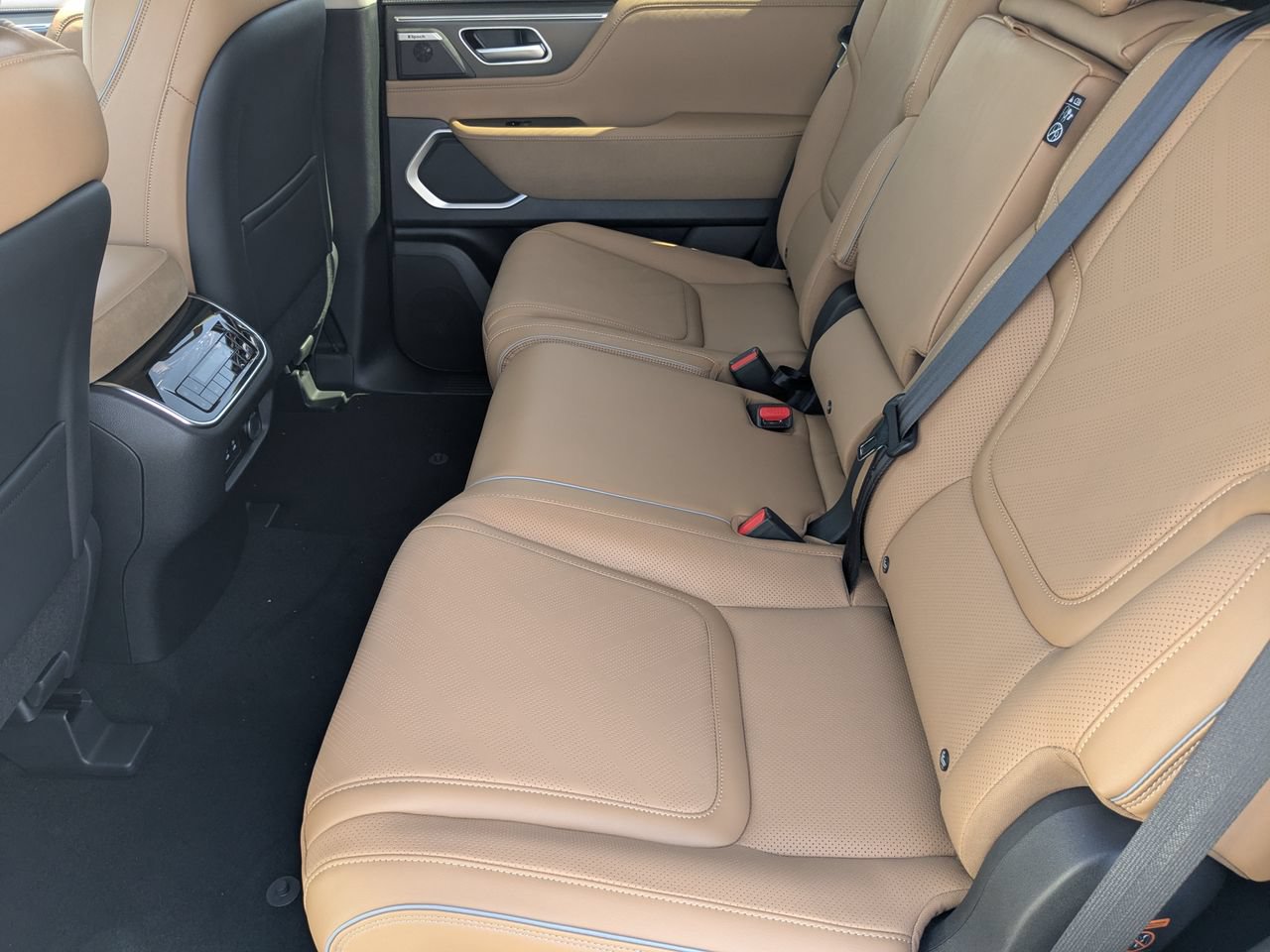 Certified 2026 INFINITI QX80 Luxe RWD image 28