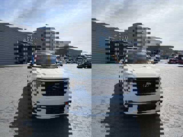 New 2025 Ford Maverick Lobo image 5