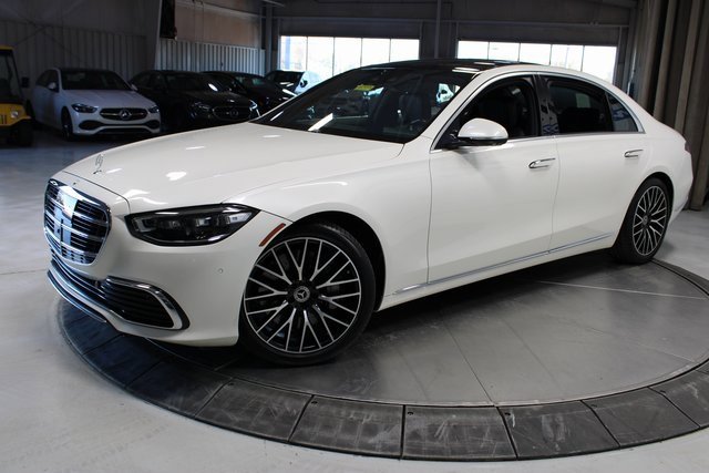 Used 2021 Mercedes-Benz S 580 4MATIC Sedan image 4