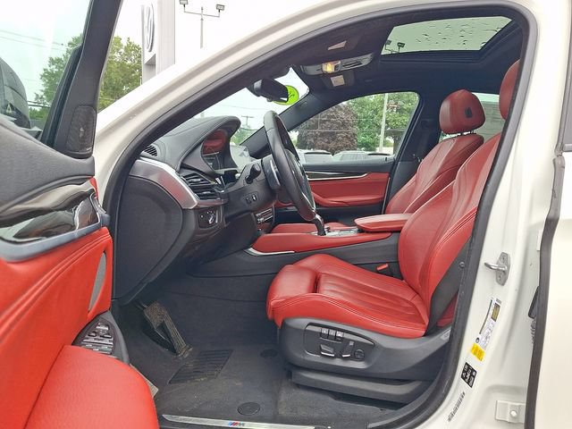 Used 2018 BMW X6 xDrive35i w/ M Sport Package AWD/4WD image 13