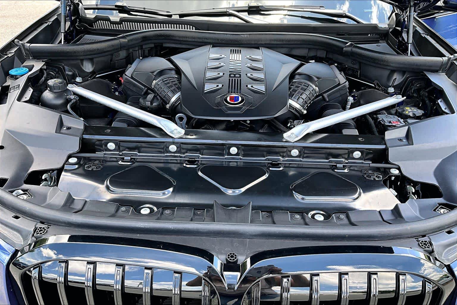 Certified 2024 BMW ALPINA XB7 AWD/4WD image 34