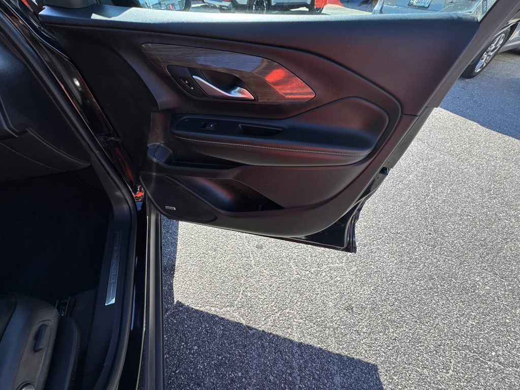 Used 2022 GMC Terrain Denali w/ Denali Premium Package image 14