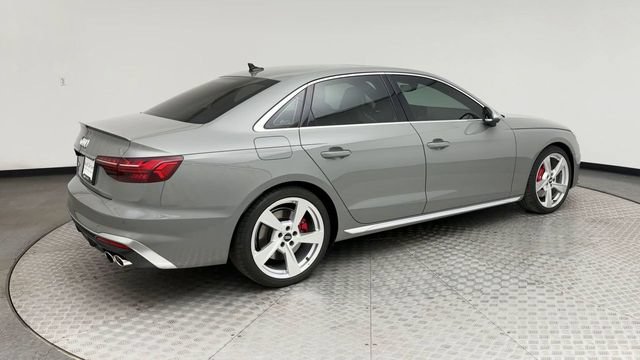Used 2021 Audi S4 Premium Plus AWD/4WD image 2