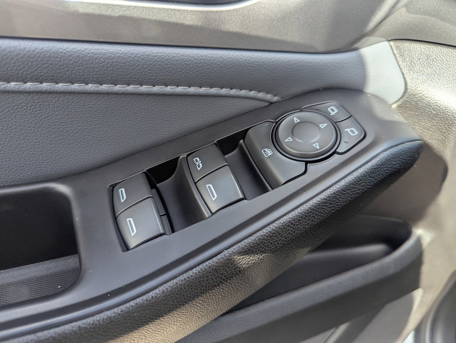 Certified 2021 Chevrolet Traverse LT image 26