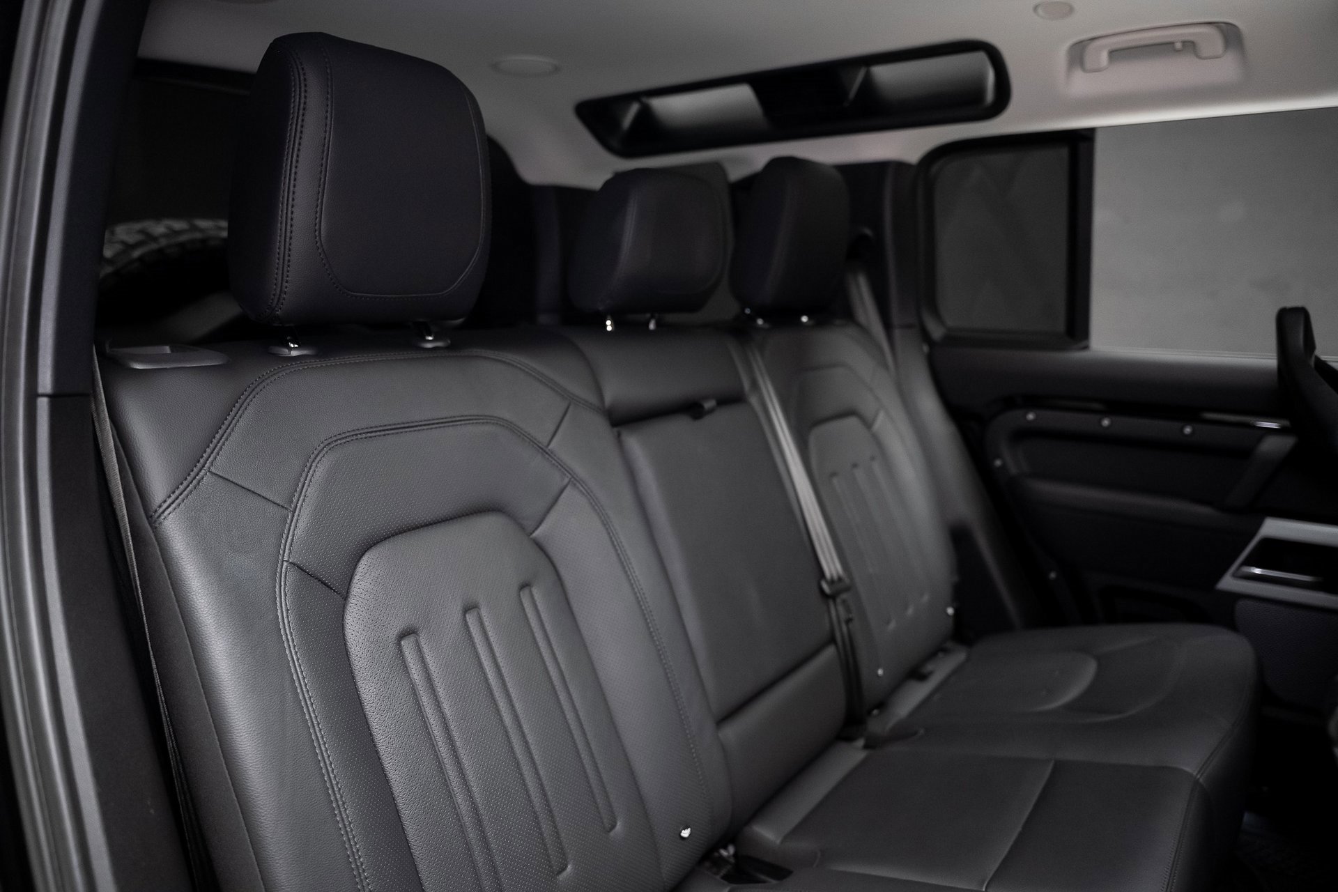 Used 2022 Land Rover Defender 110 SE image 63