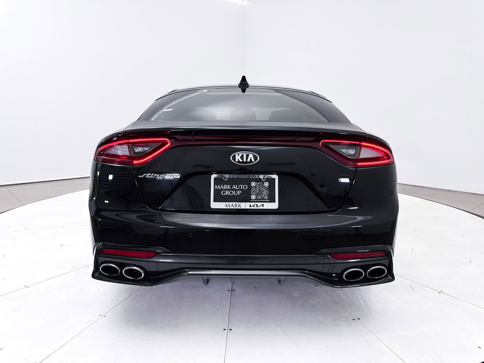 Used 2018 Kia Stinger Premium image 19
