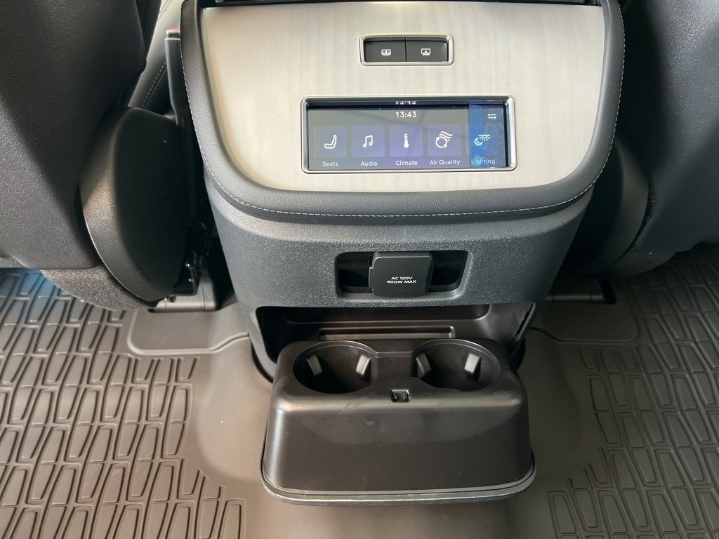 New 2025 Lincoln Navigator L Reserve image 36