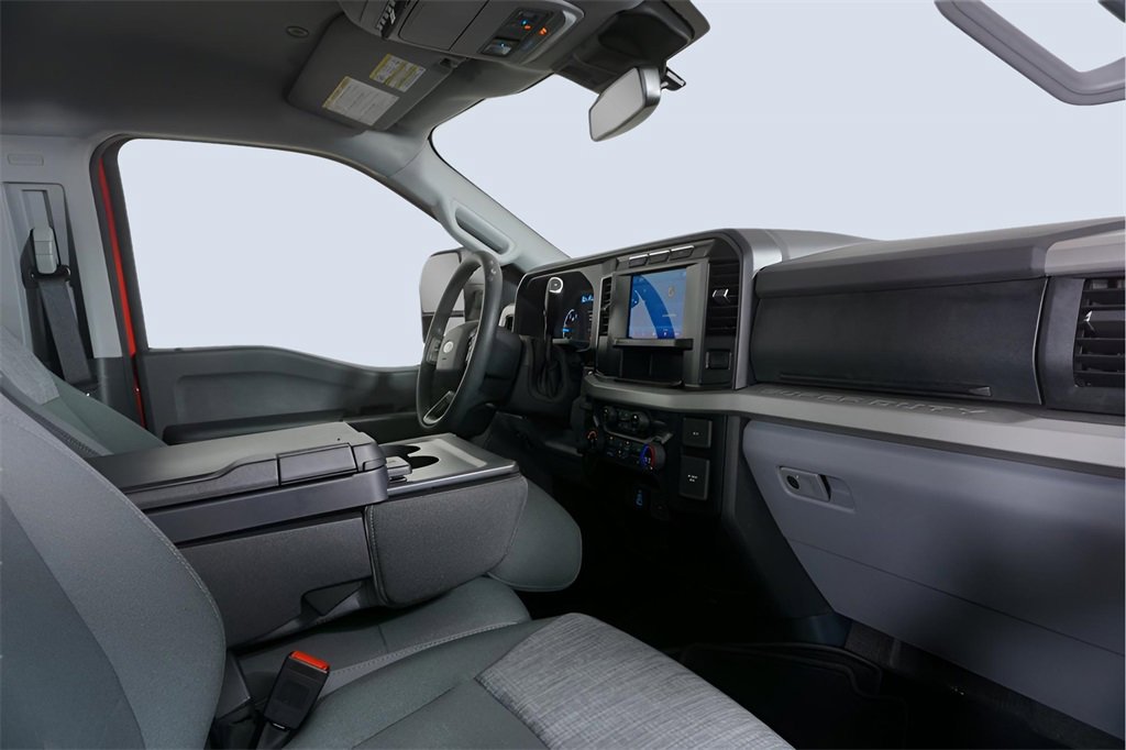 Used 2023 Ford F450 XLT w/ XLT Value Package image 19