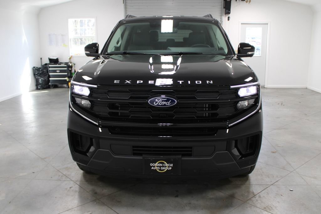 New 2026 Ford Expedition Max Active image 2
