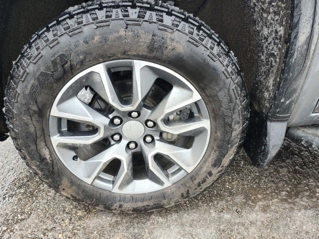 Used 2021 GMC Sierra 1500 AT4 w/ AT4 Premium Package image 11