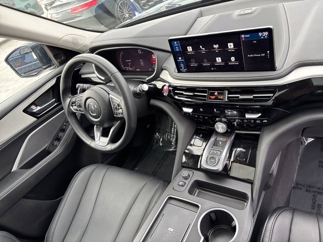 Used 2025 Acura MDX SH-AWD image 12